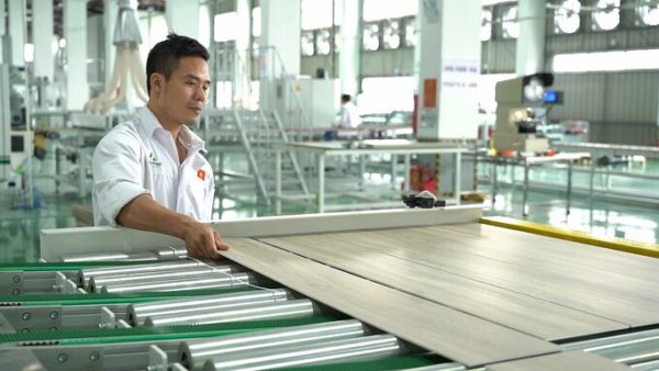 AnPro phát triển sàn hèm khóa thân thiện môi trường 18 1601534142 1583 1601546143 600x338 - AnPro phát triển sàn hèm khóa thân thiện môi trường